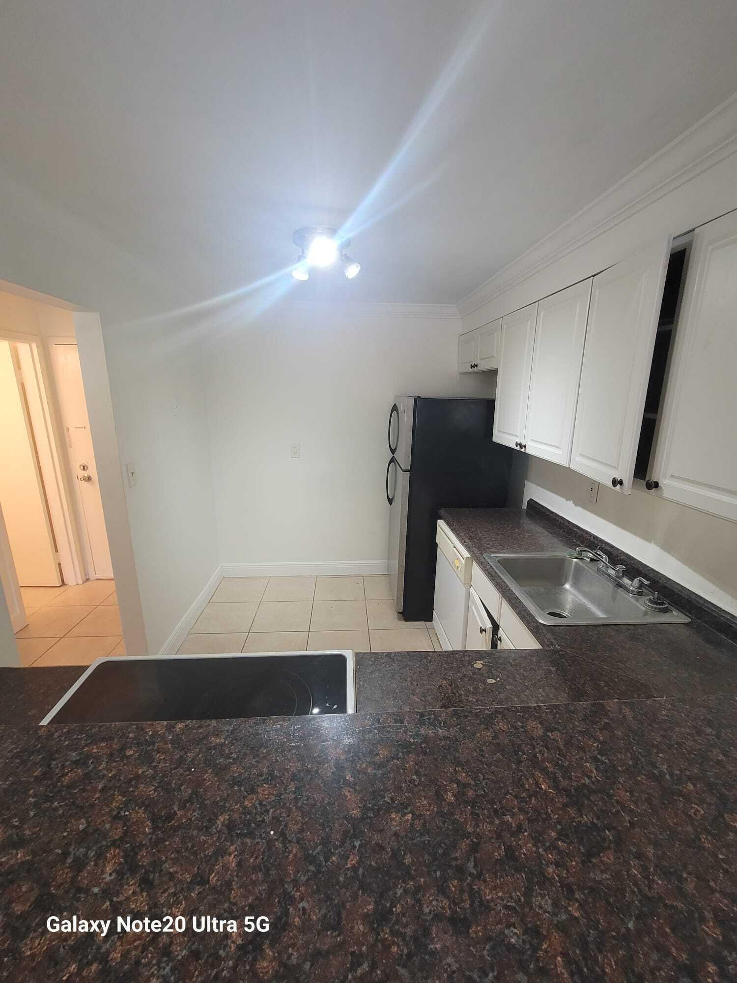 HERITAGE CIRCLE CONDO - Residential Lease