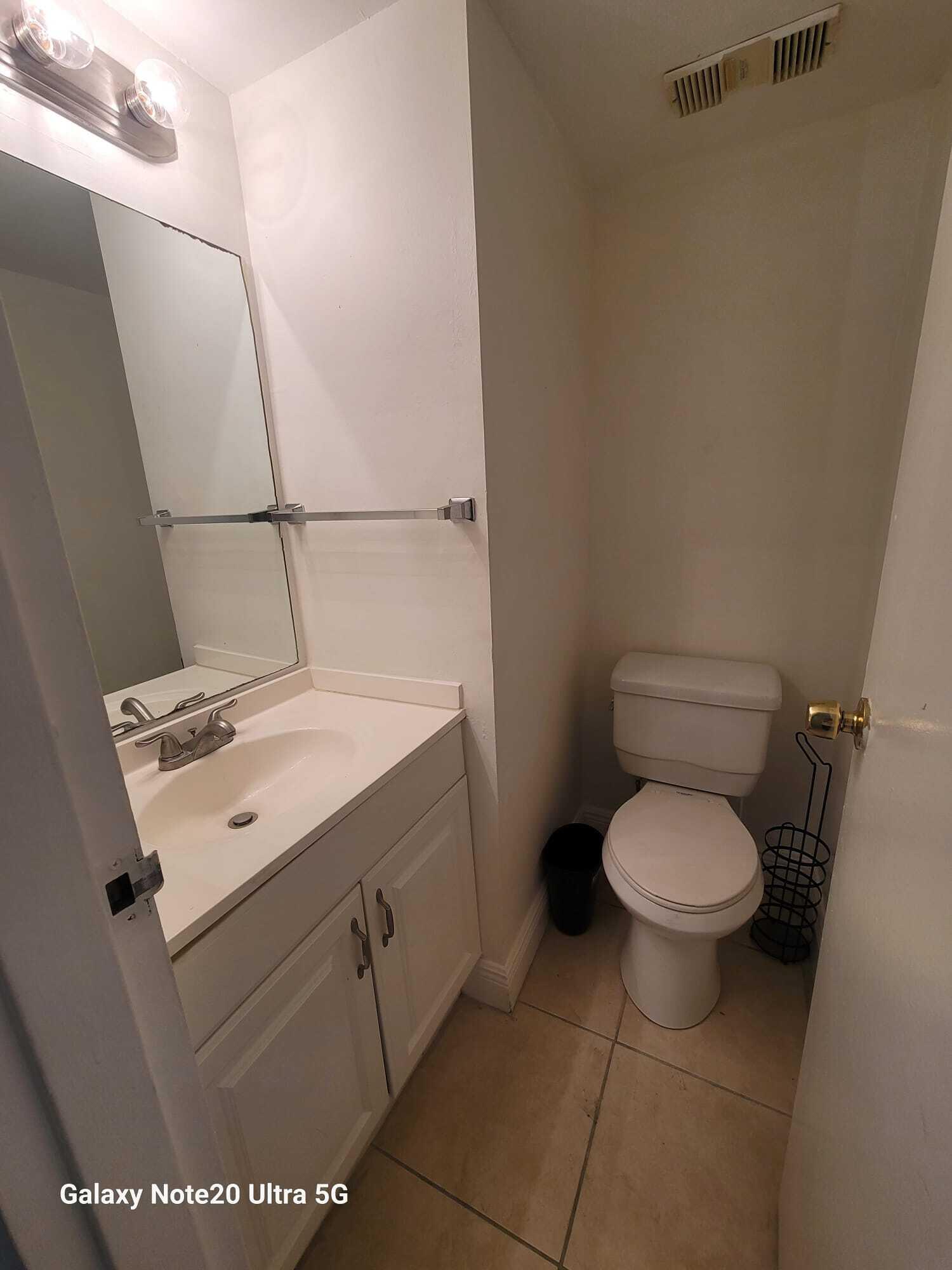 HERITAGE CIRCLE CONDO - Residential Lease