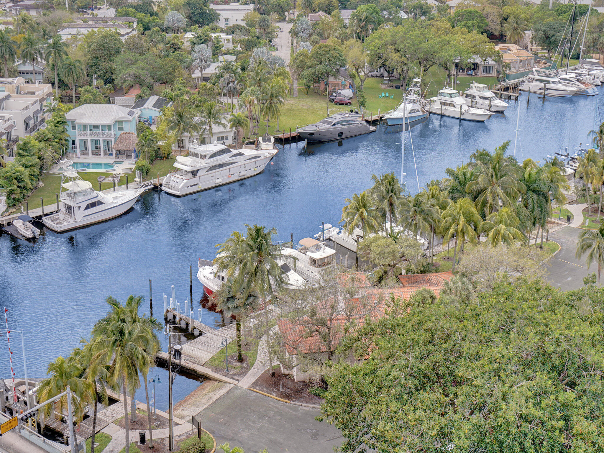 SYMPHONY SOUTH CONDO - Residential