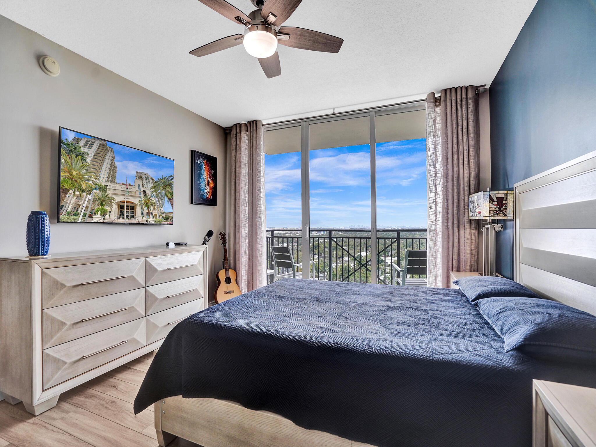 SYMPHONY SOUTH CONDO - Residential