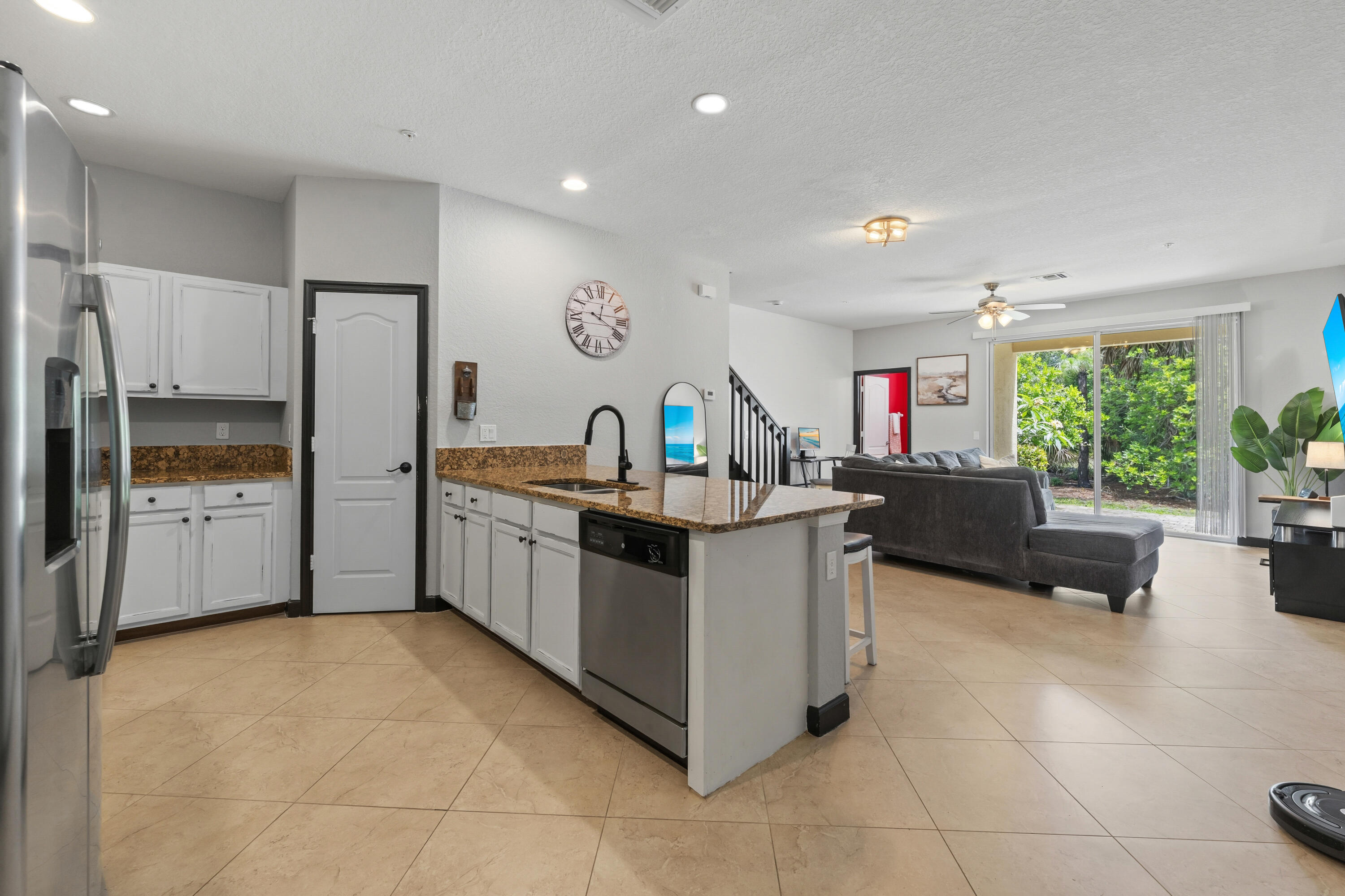 3051 SW Otter Lane