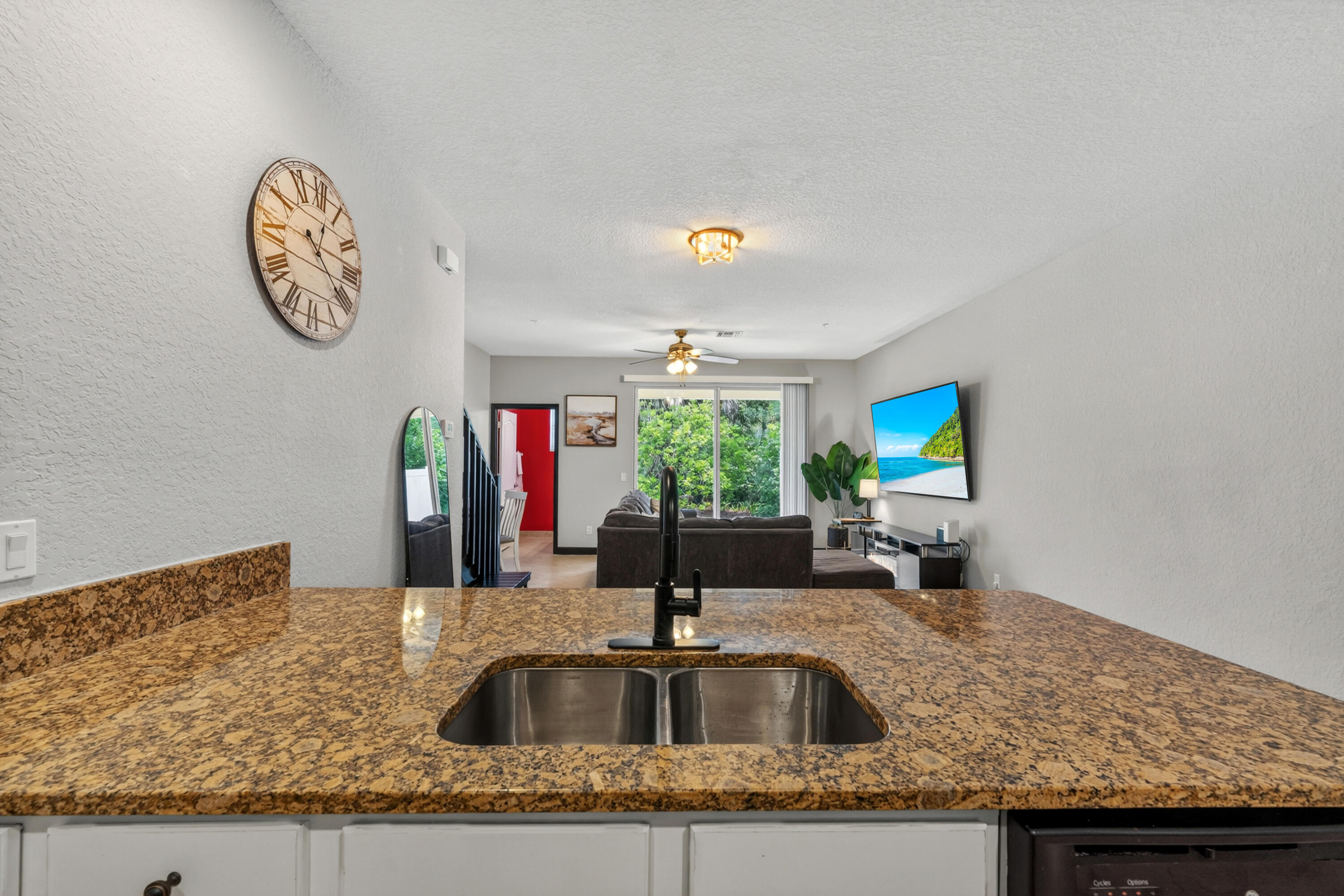 RIVER MARINA - Residential