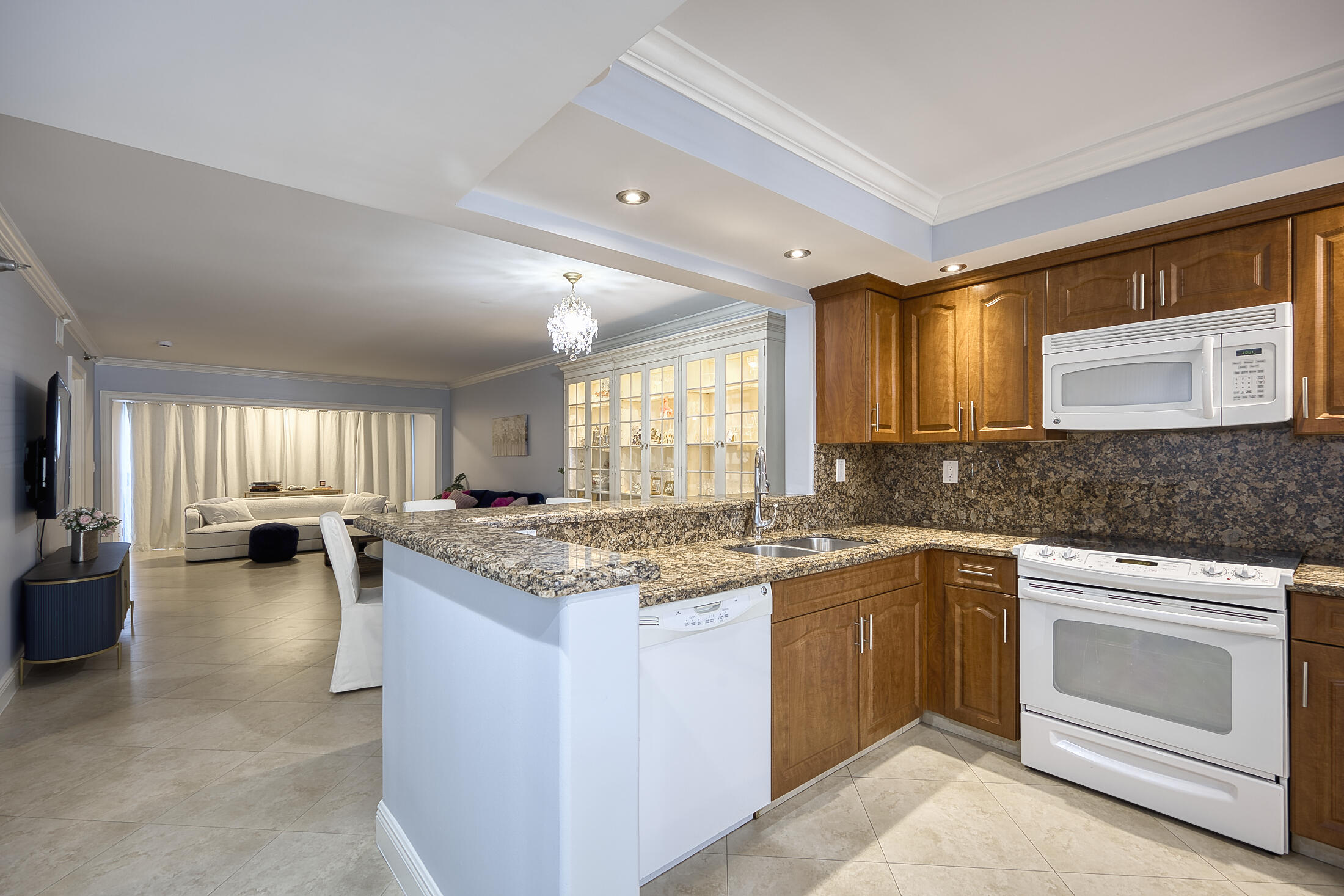 SAN DE VANCE GOLF & TENNIS CLUB CONDO - Residential