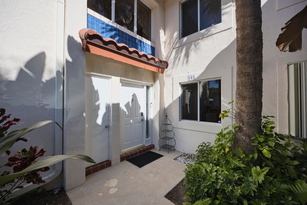 Photo of 380 NW 67th Street #Apt 101, Boca Raton, FL 33487 (MLS # B26010342)