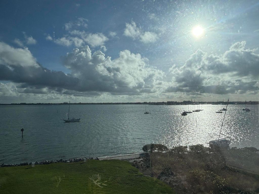 Photo of 31 Harbour Isle Drive W #Ph-1, Fort Pierce, FL 34949 (MLS # R11071183)