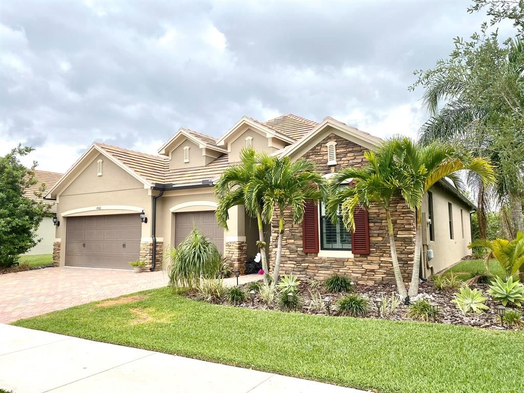 Photo of 4561 SW Gossamer Circle, Palm City, FL 34990 (MLS # R10709892)