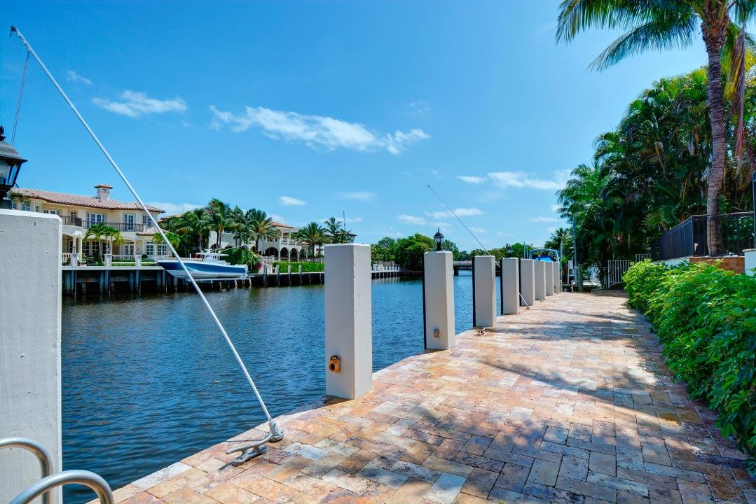ROYAL PALM YACHT & COUNTRY CLUB - Residential