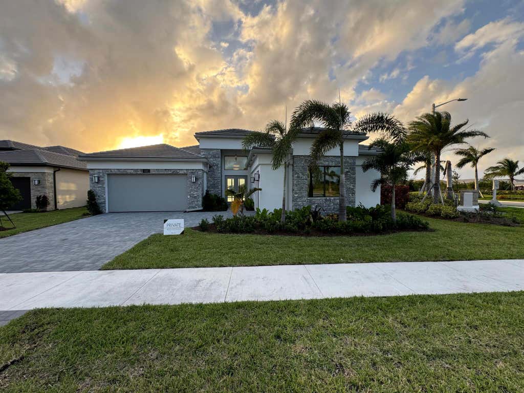 Photo of 11323 Frosted Pine Mnr, Boynton Beach, FL 33473 (MLS # R11035516)