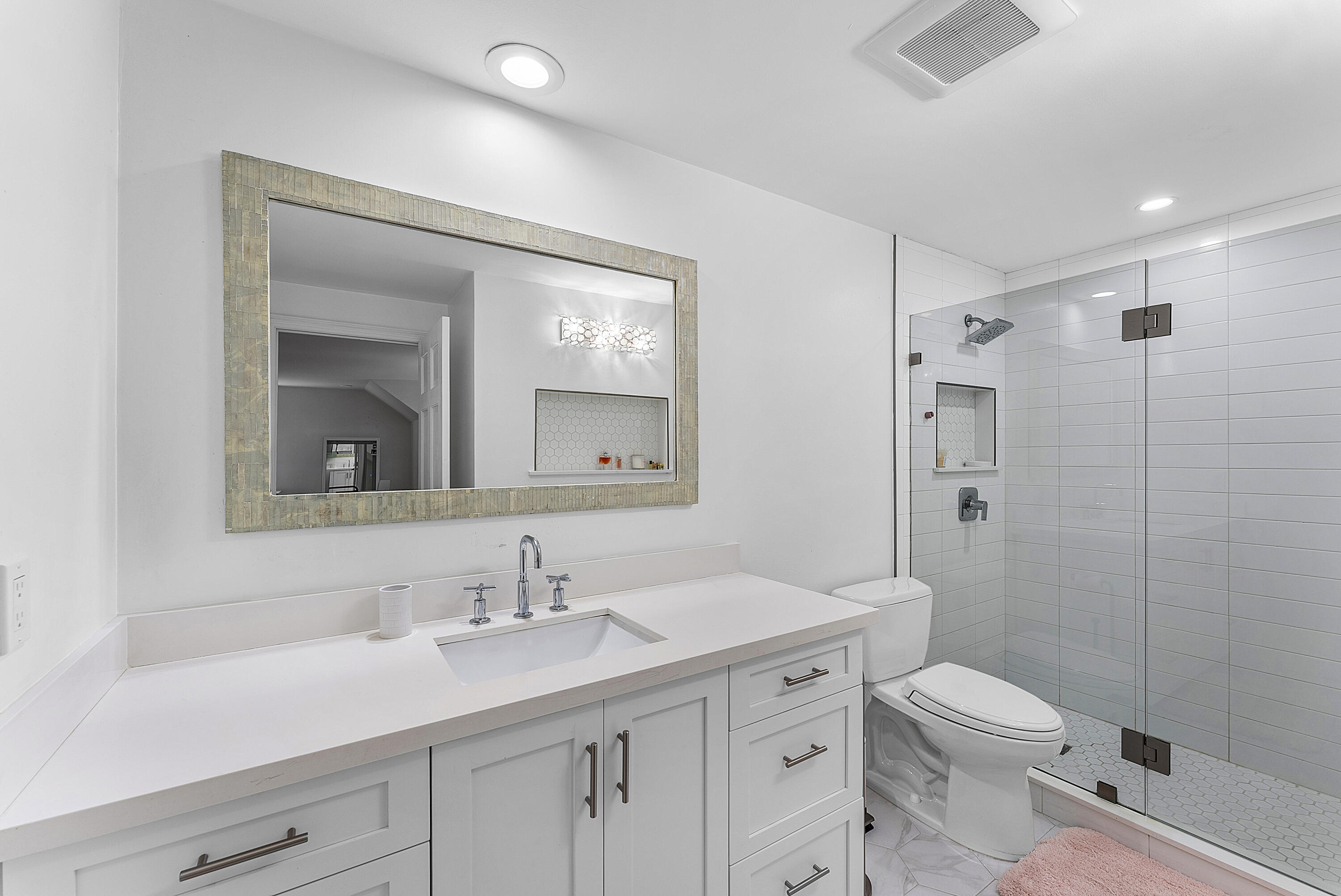 WOODFIELD HUNT CLUB - Residential