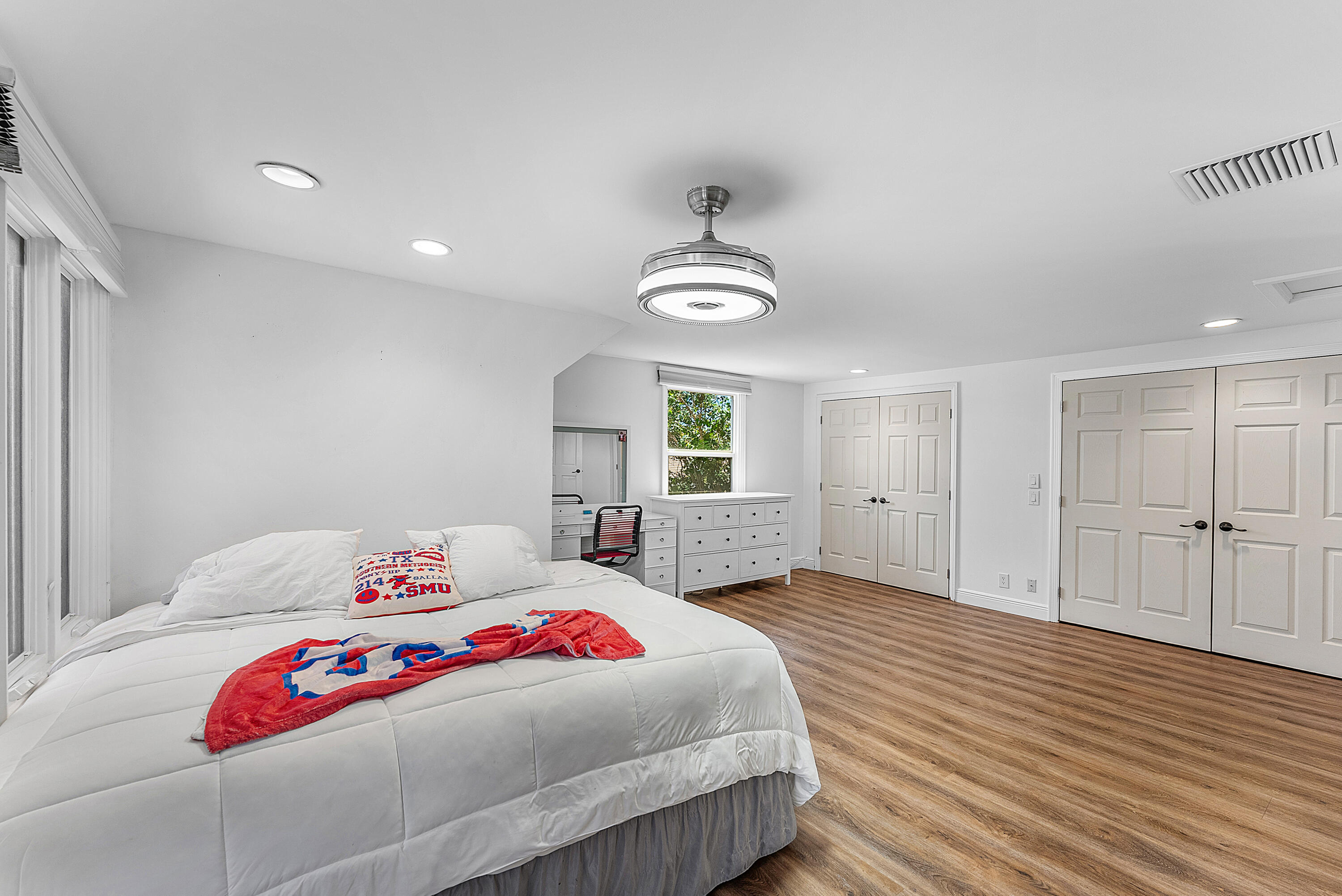 WOODFIELD HUNT CLUB - Residential