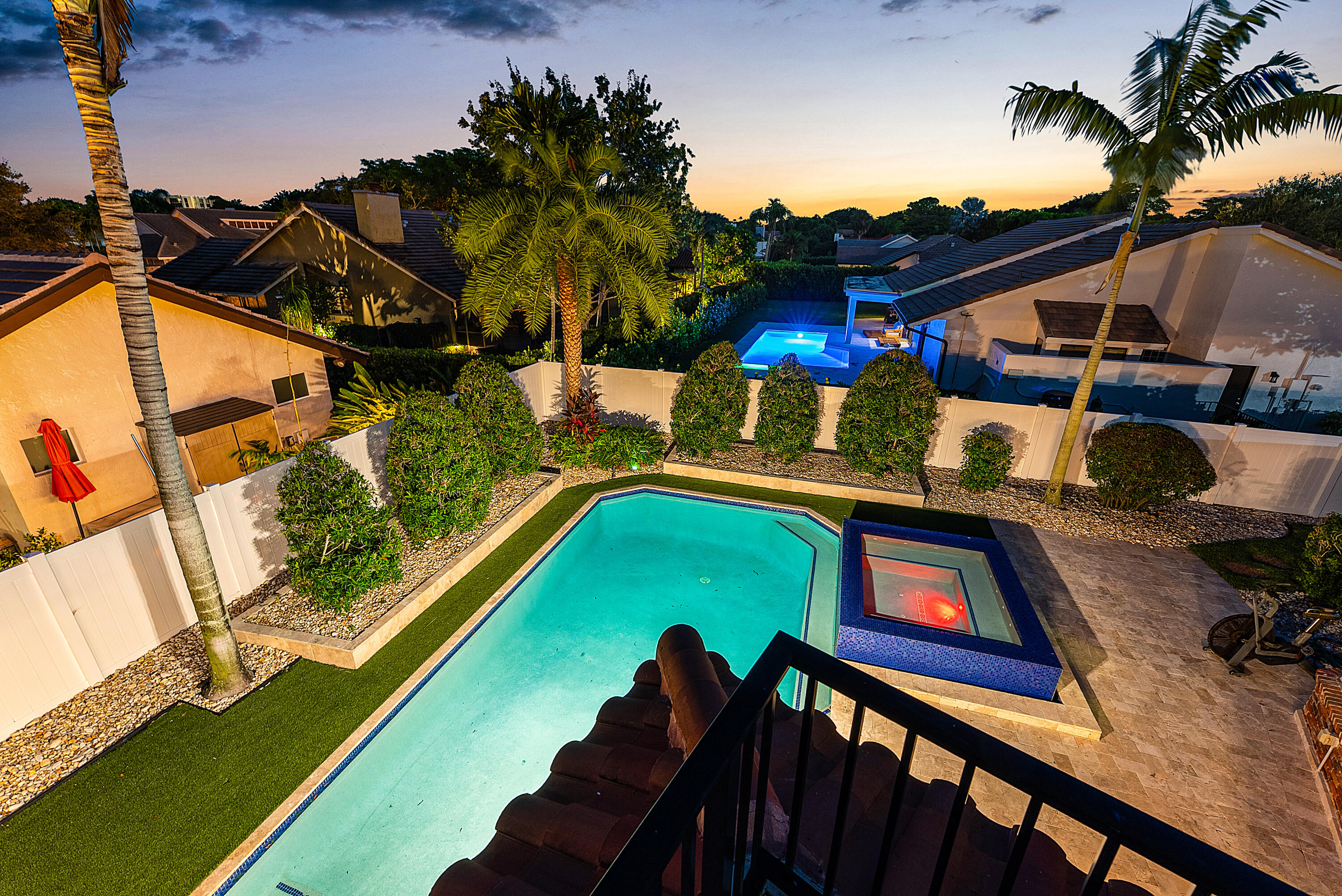 WOODFIELD HUNT CLUB - Residential