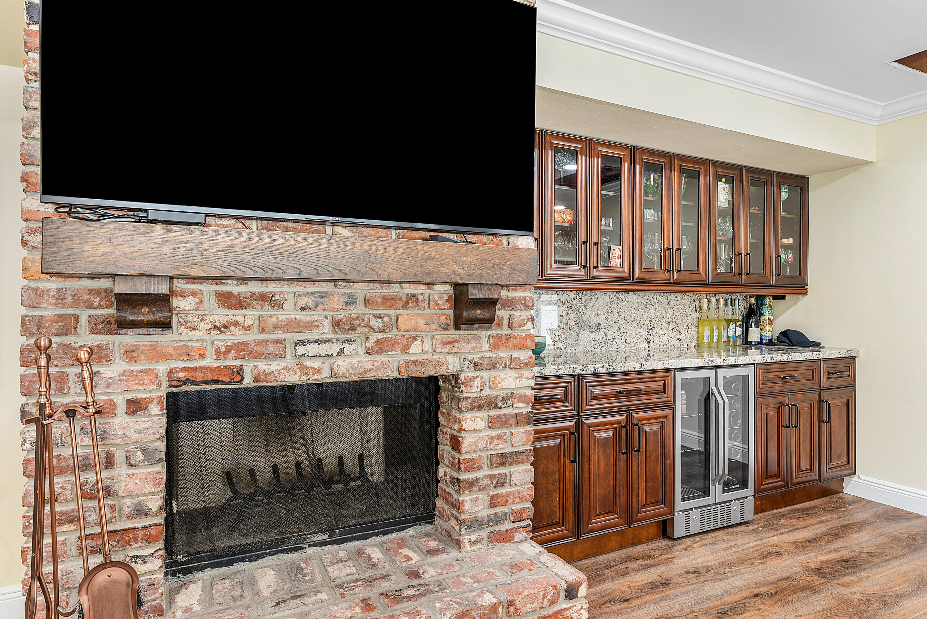 WOODFIELD HUNT CLUB - Residential