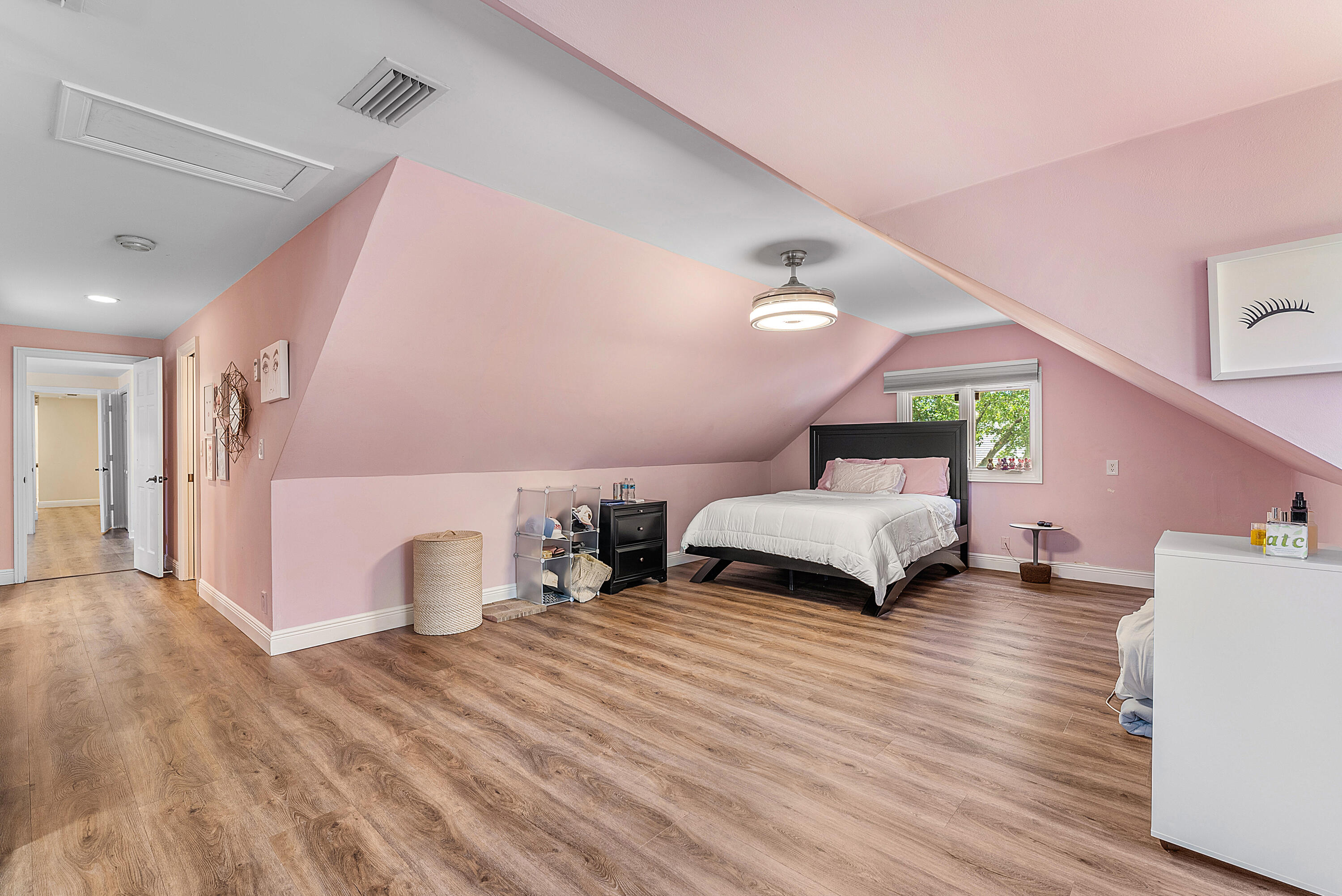 WOODFIELD HUNT CLUB - Residential