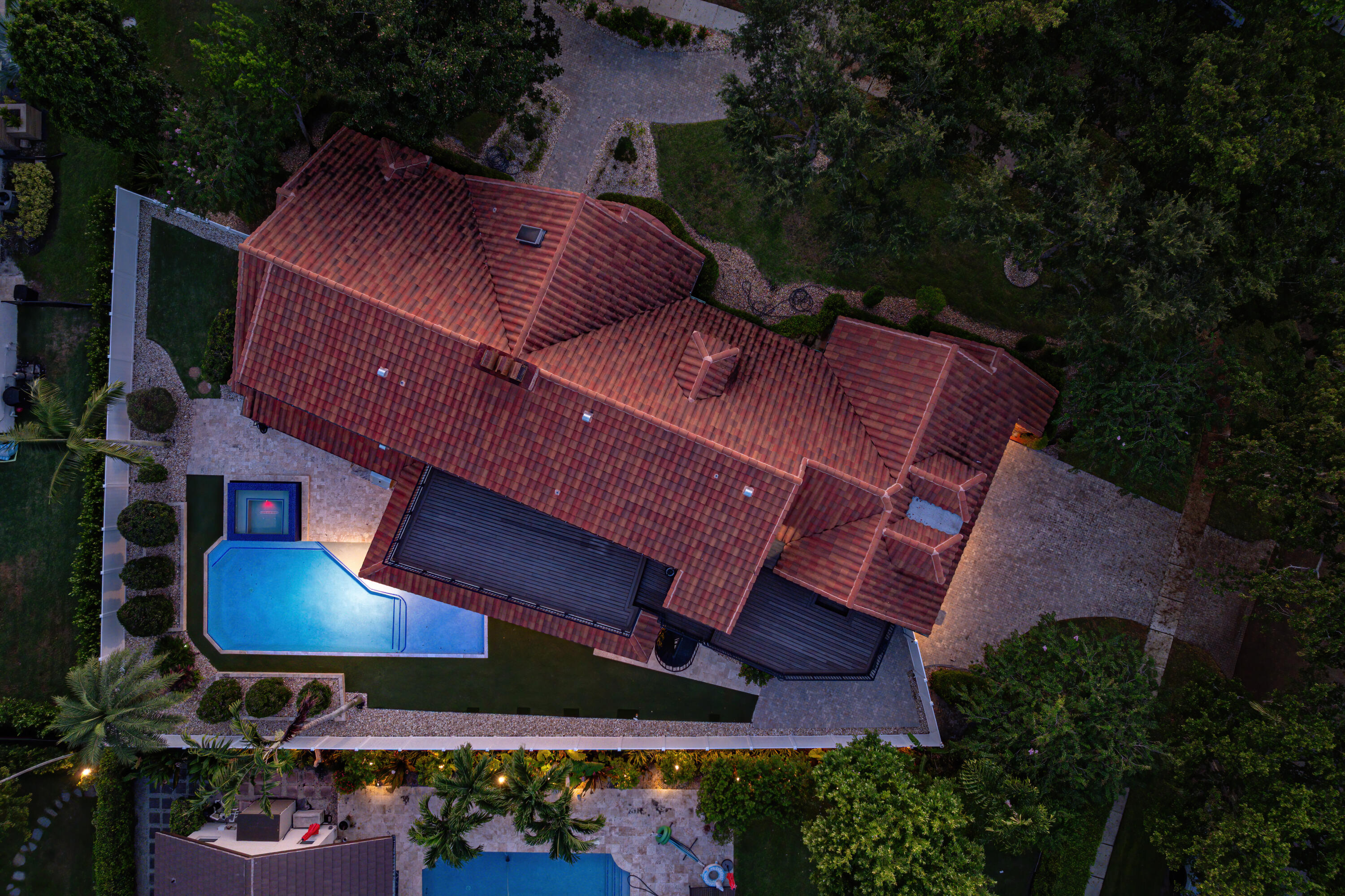 WOODFIELD HUNT CLUB - Residential