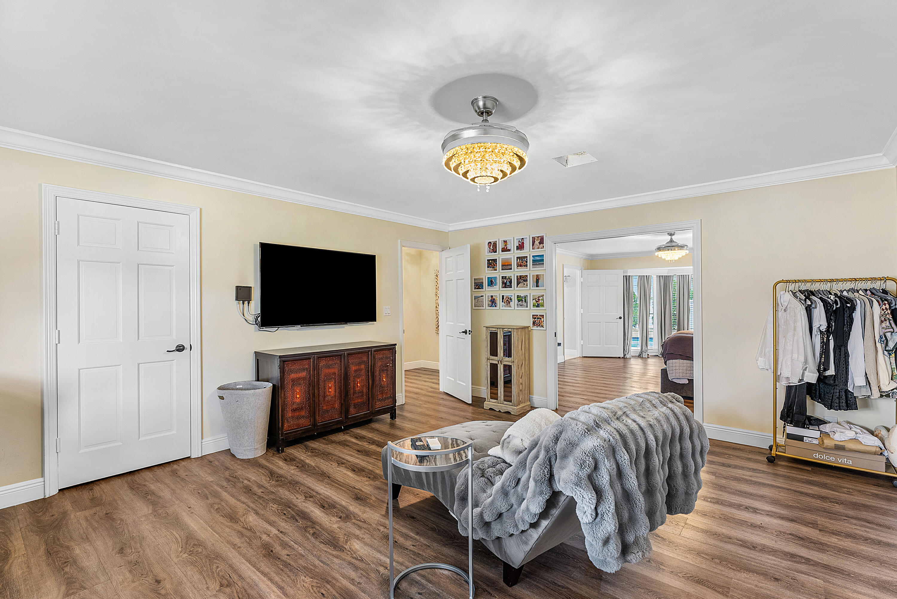 WOODFIELD HUNT CLUB - Residential