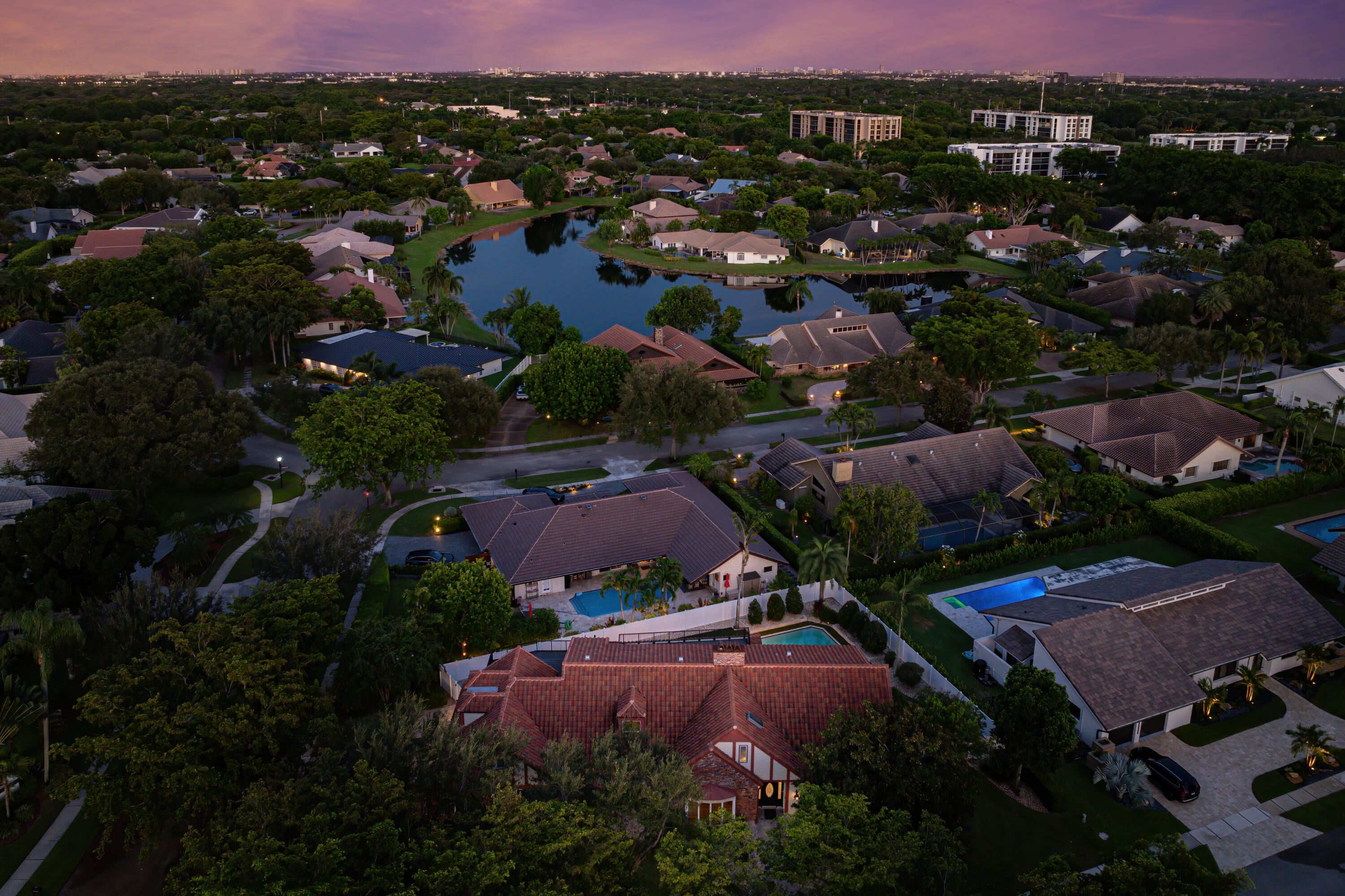 WOODFIELD HUNT CLUB - Residential