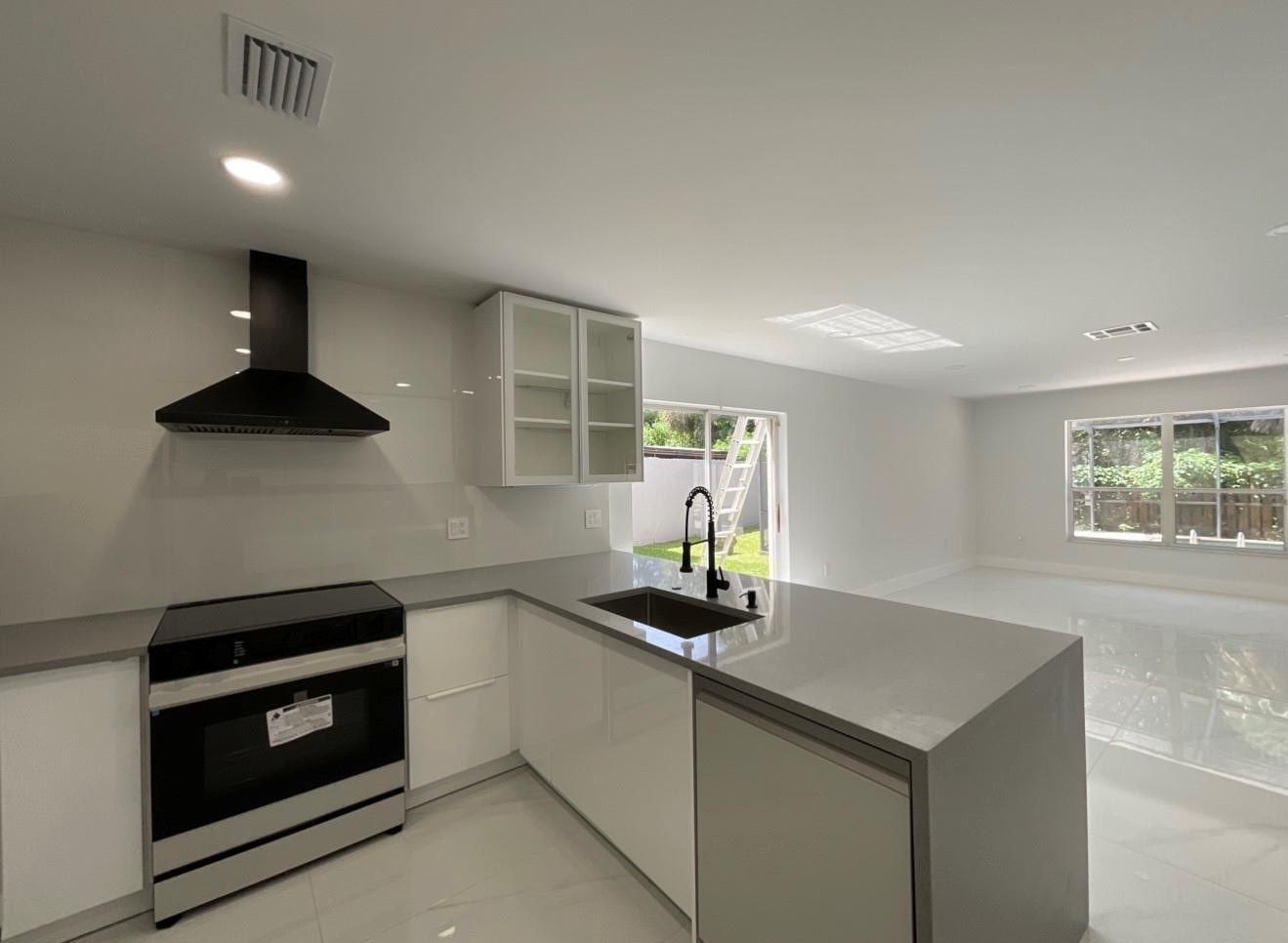 Terramar One 140-30 B - Residential