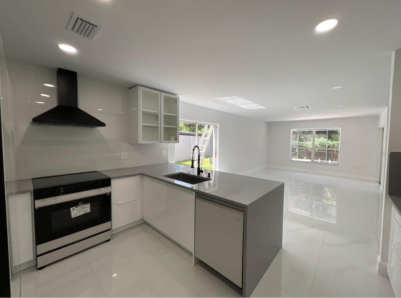 Terramar One 140-30 B - Residential