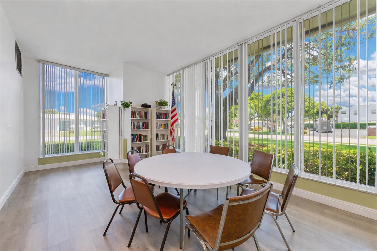 LEISUREVILLE FOURTH SEC - Residential