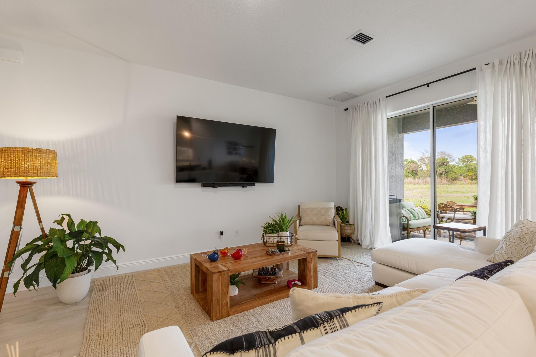 PORT ST LUCIE SECTION 31 - Residential