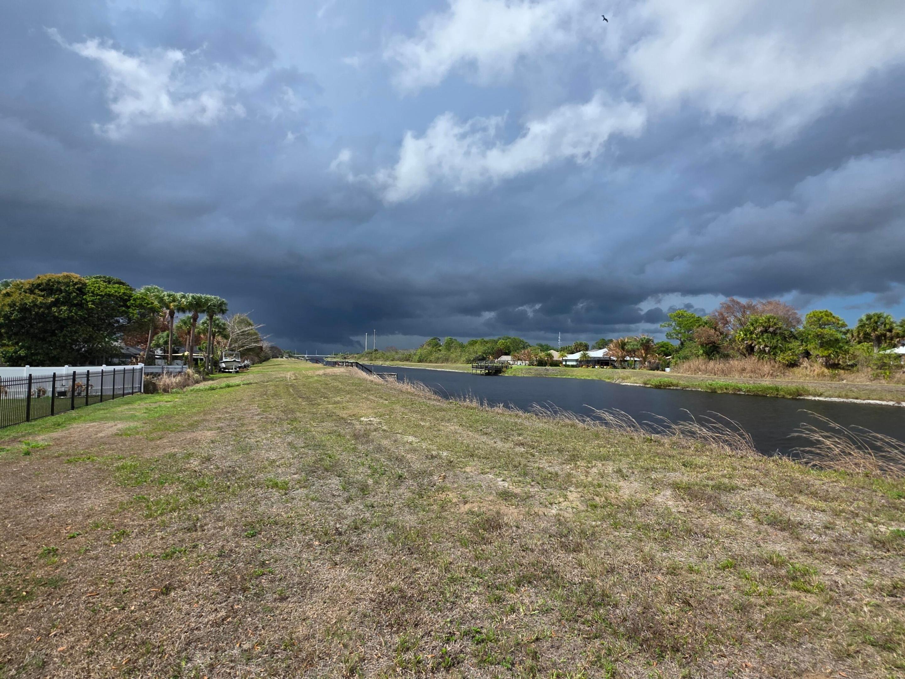PORT ST LUCIE SECTION 31 - Residential