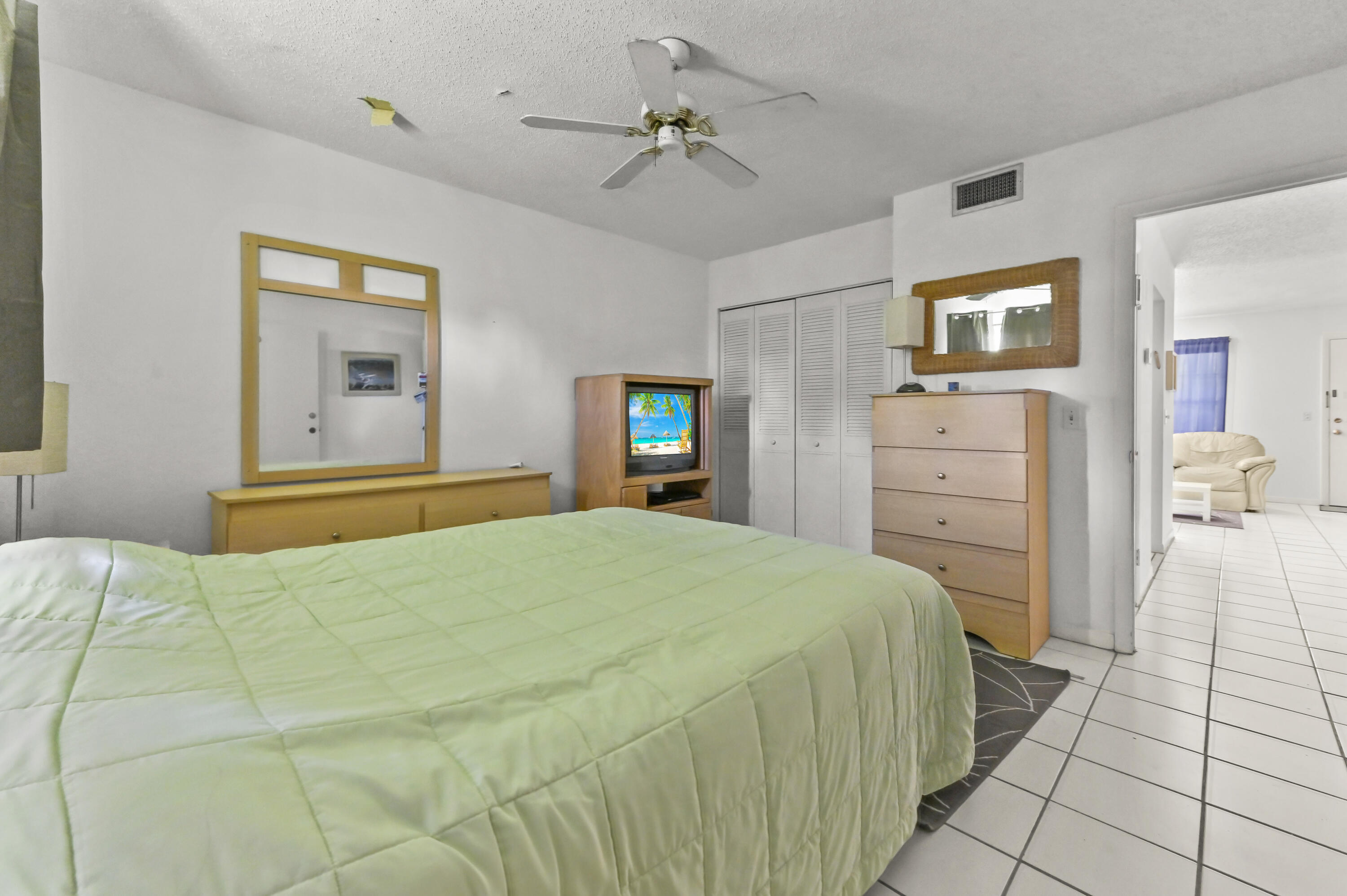 SNUG HARBOR GARDENS - Residential