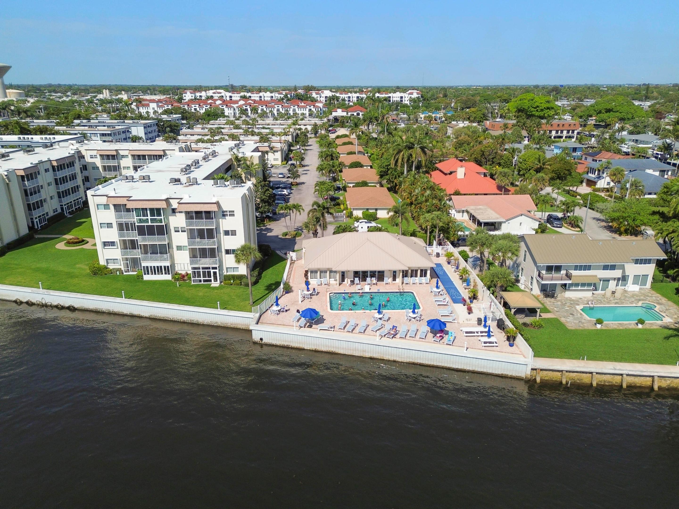 SNUG HARBOR GARDENS - Residential