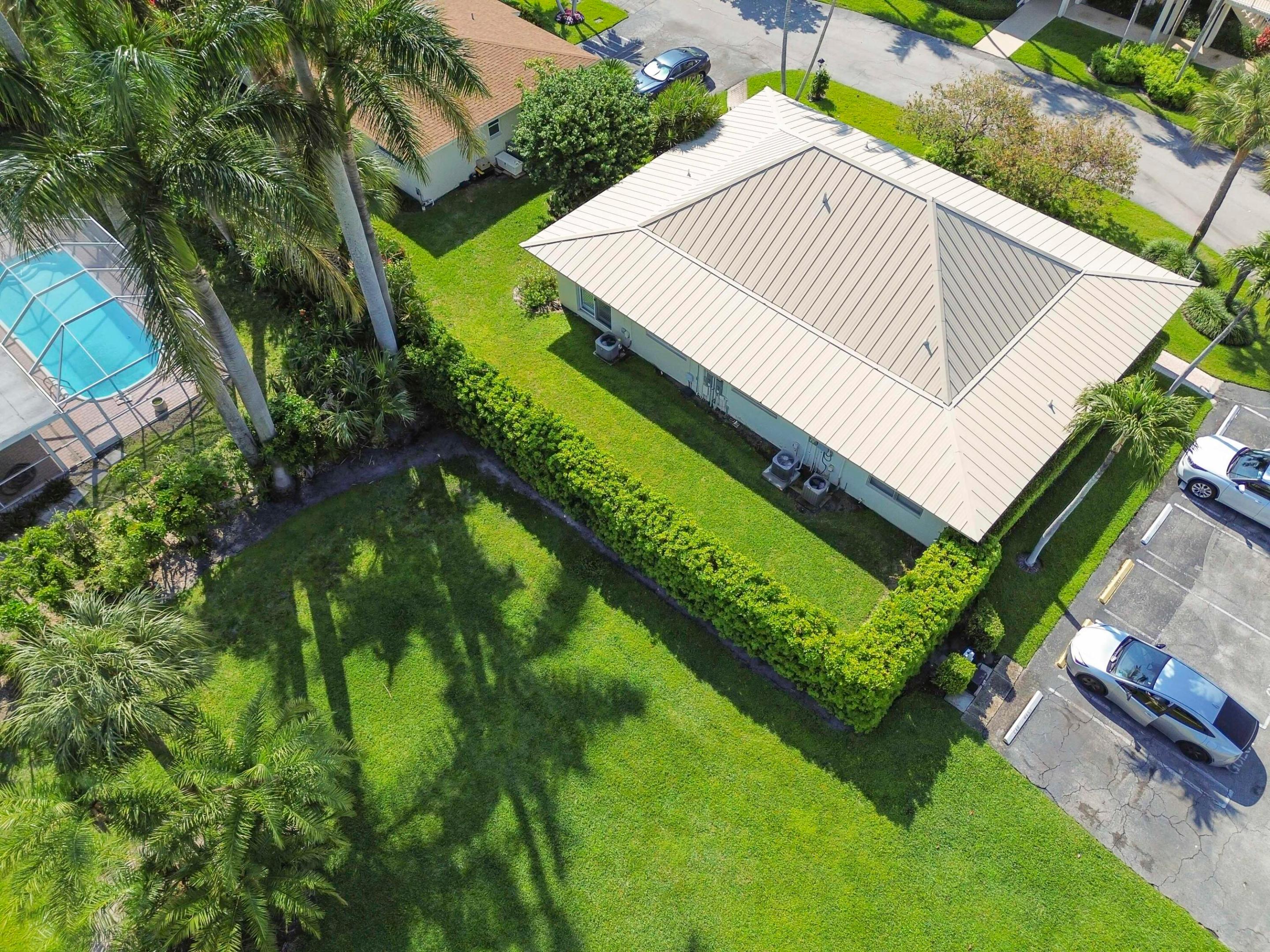 SNUG HARBOR GARDENS - Residential