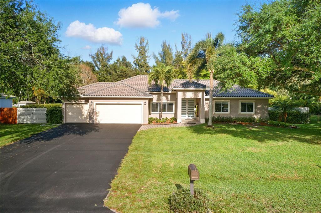 Seligman-Kia Acres 104-40 - Residential