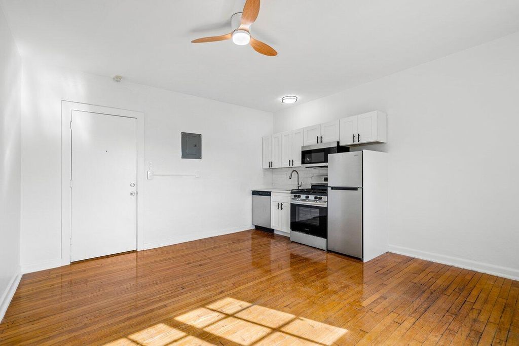 Photo of 623 Park Place #5, West Palm Beach, FL 33401 (MLS # R11063539)