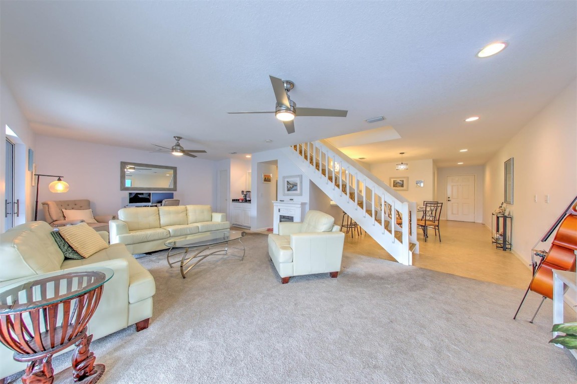 Breakers - Residential Lease