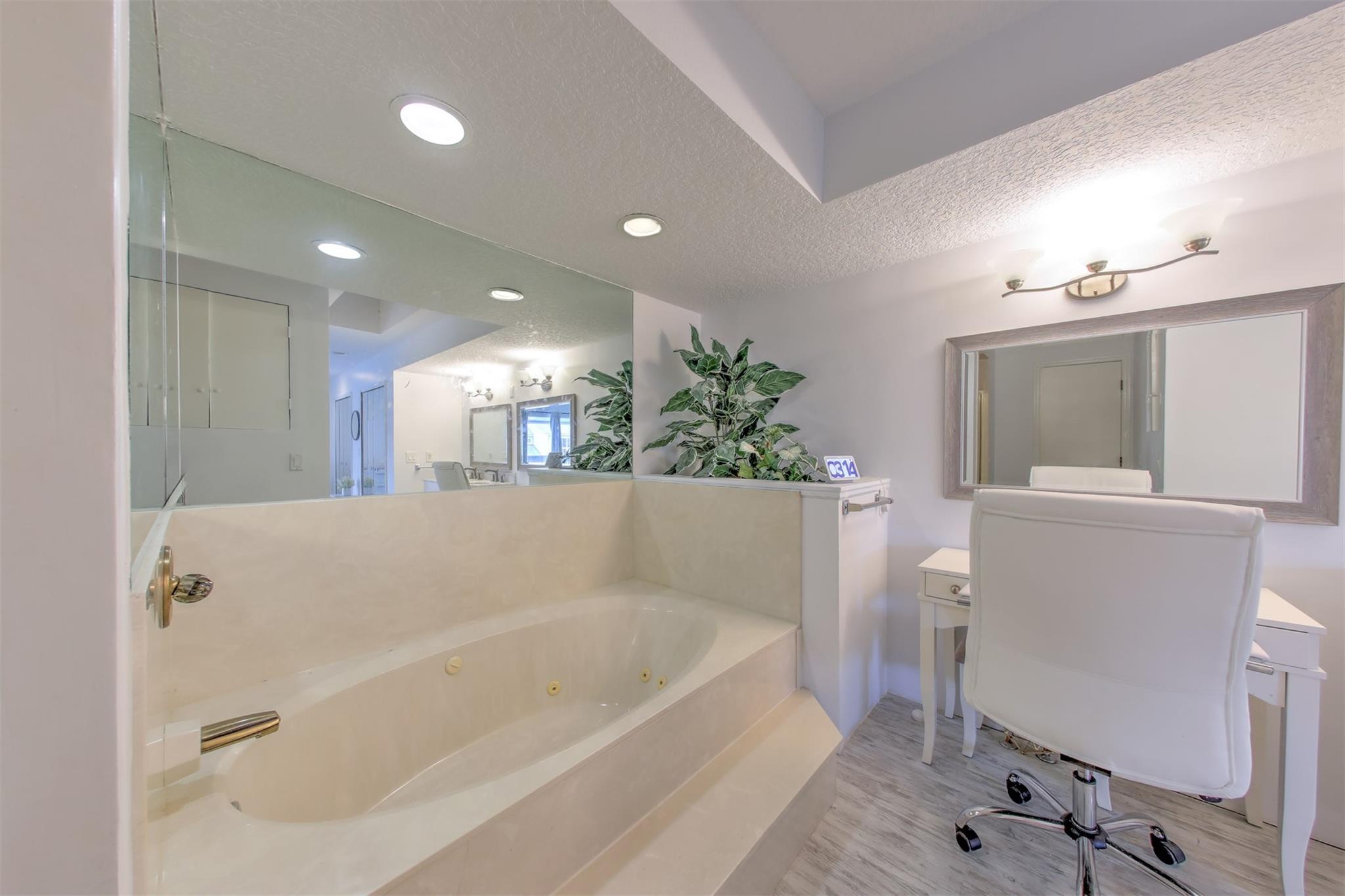 Breakers - Residential Lease