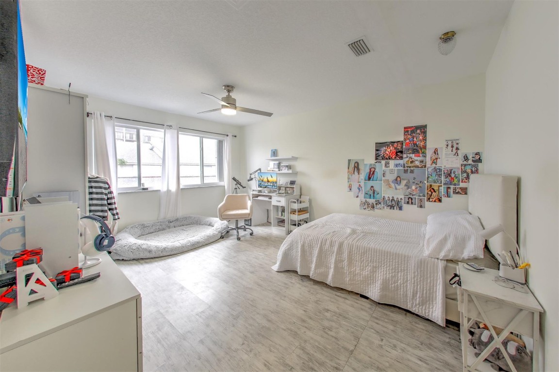 Breakers - Residential Lease