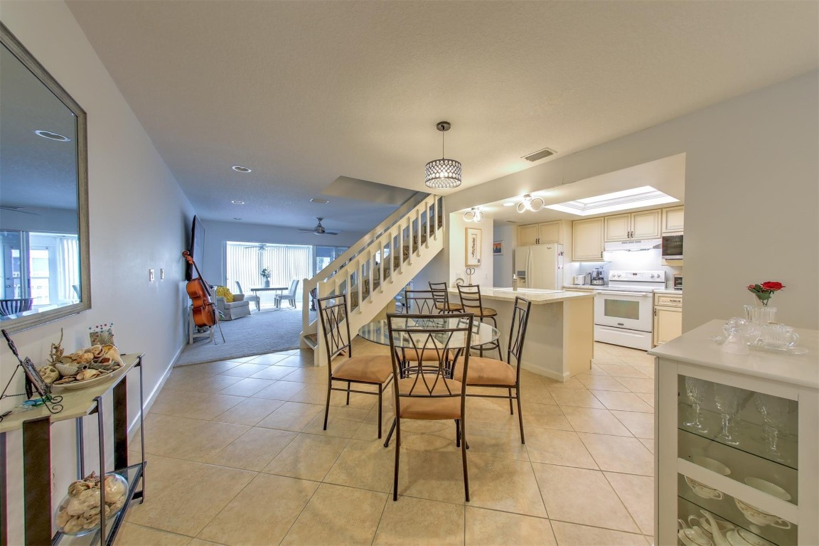 Breakers - Residential Lease