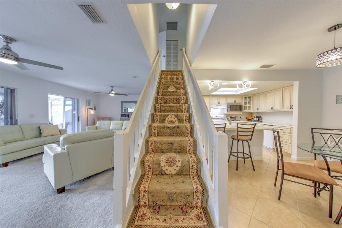 Breakers - Residential Lease