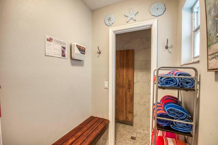 Lake Worth - Residential Income