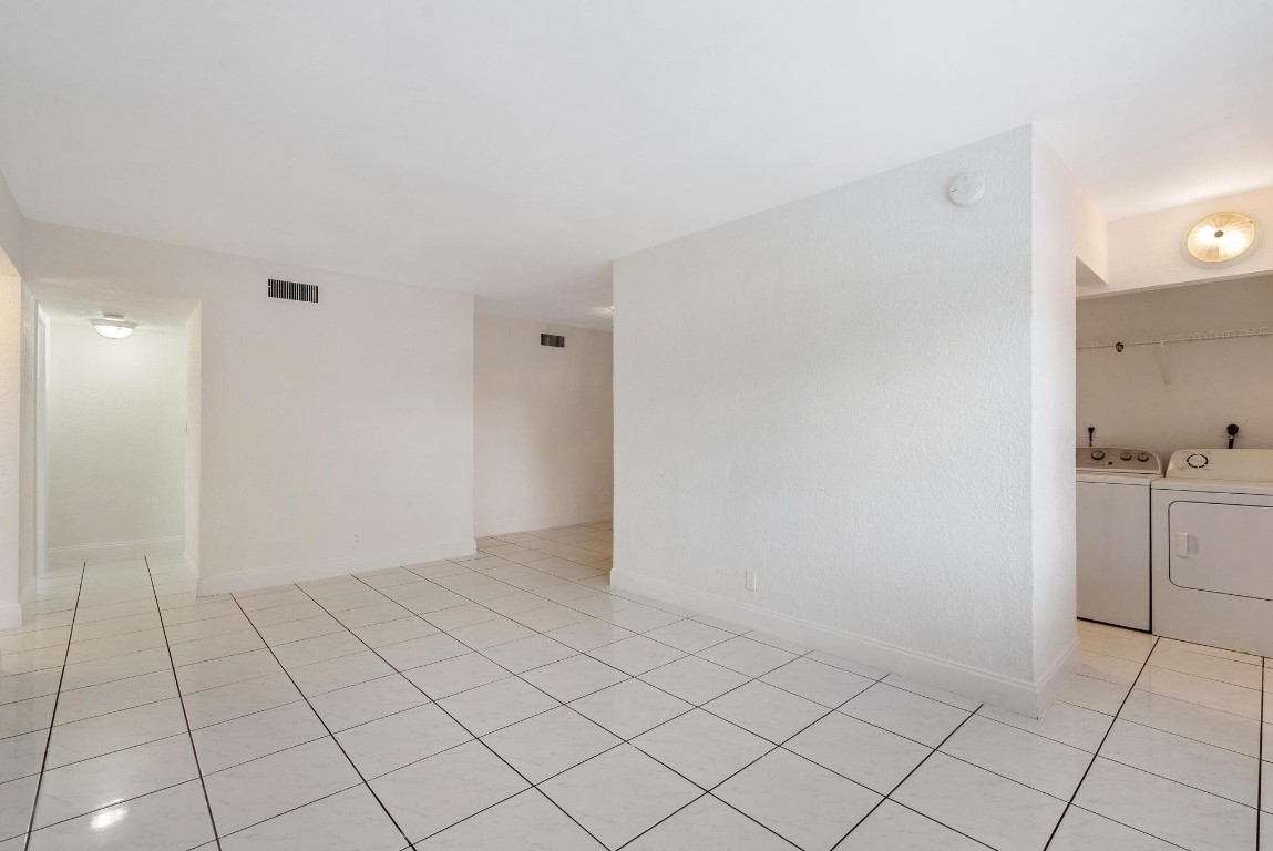 SPRING COVE CONDO - Residential