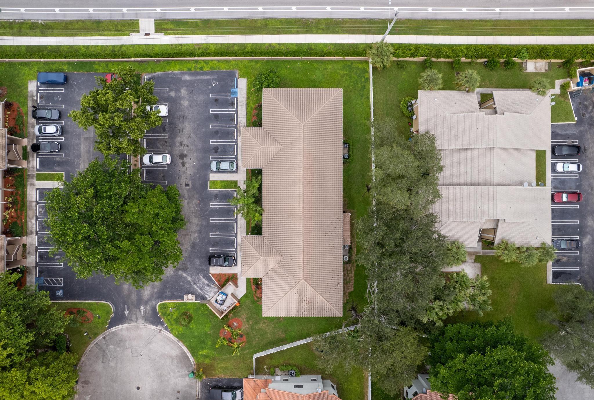 SPRING COVE CONDO - Residential