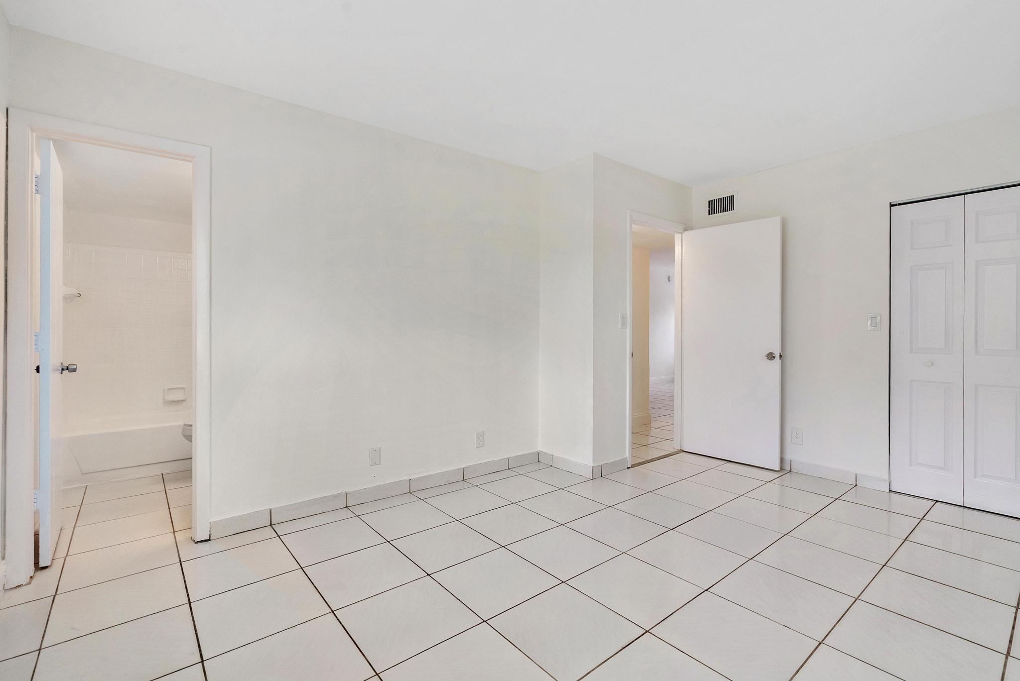 SPRING COVE CONDO - Residential