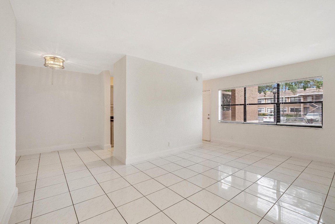 SPRING COVE CONDO - Residential