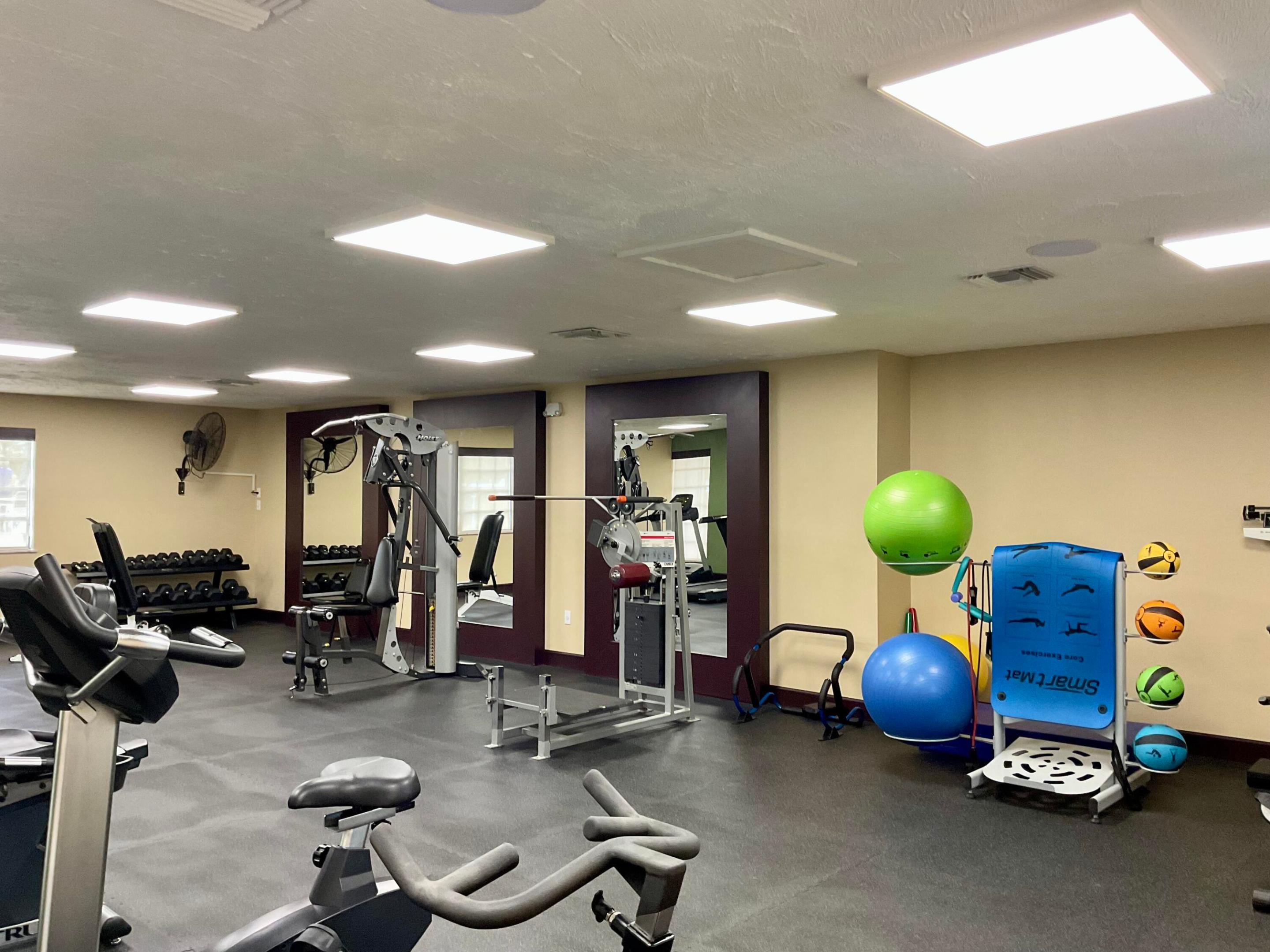 SPANISH LAKES ONE LEASEHOLD ESTATES - Residential