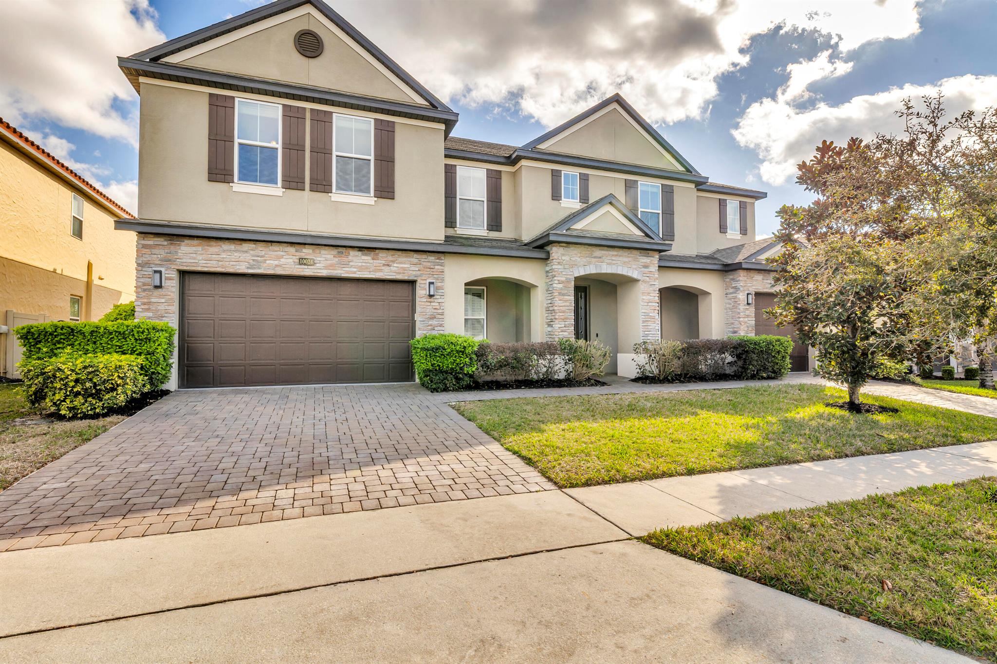 10024 John Adams Way