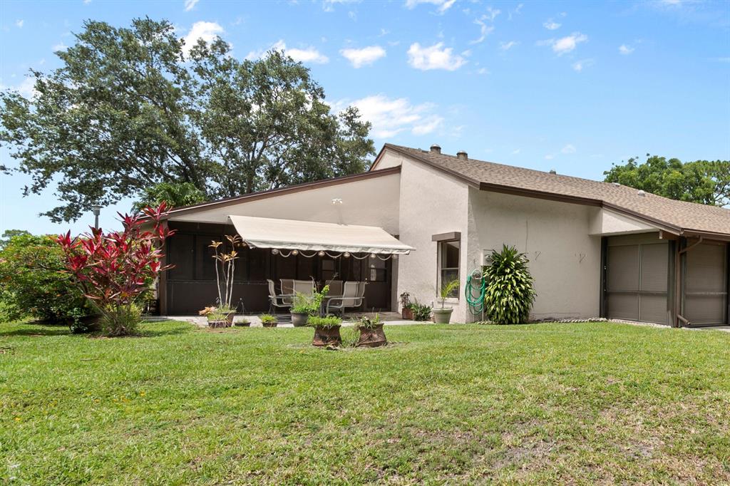 VILLAGES OF WOODLAKE 1 - Residential