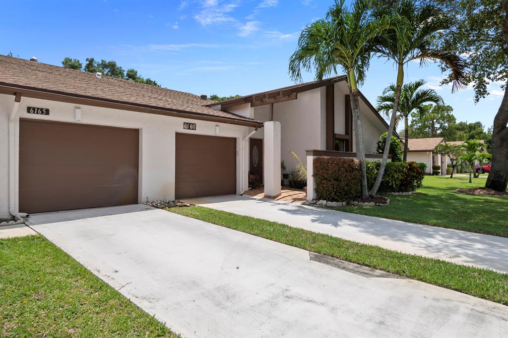 VILLAGES OF WOODLAKE 1 - Residential