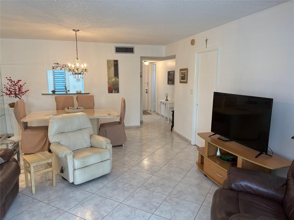 TOPAZ NORTH - Residential