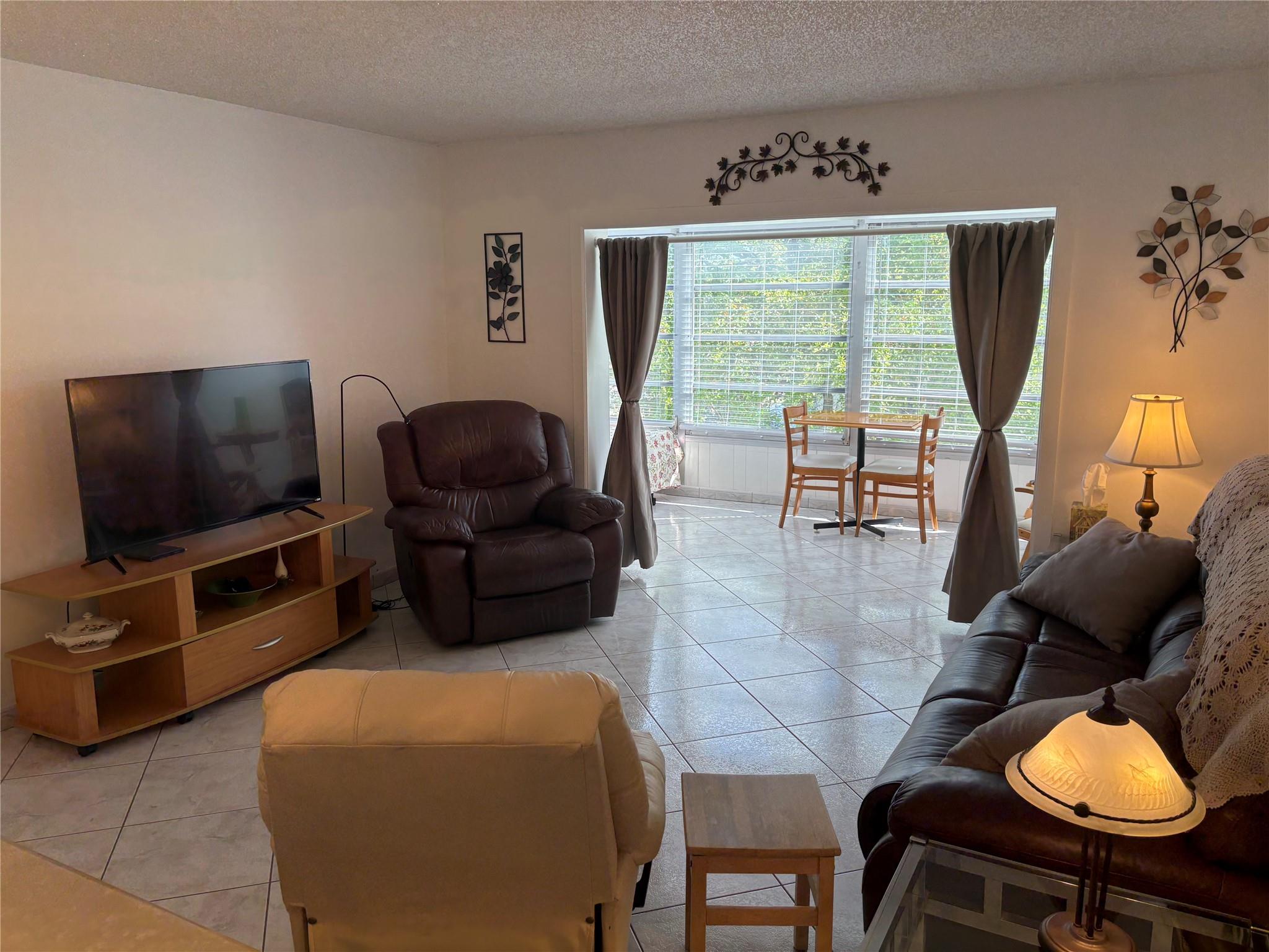 TOPAZ NORTH - Residential