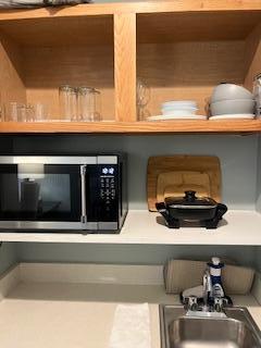 CASTLE PINES CONDOMINIUM - Residential Lease