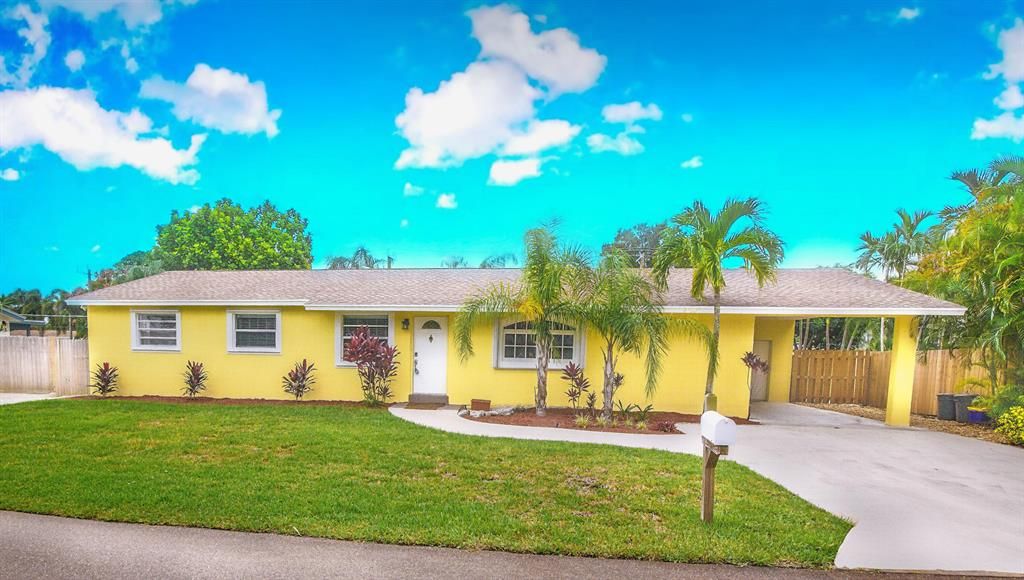 Photo of 212 River Terrace Drive, Jupiter, FL 33469 (MLS # R10750887)
