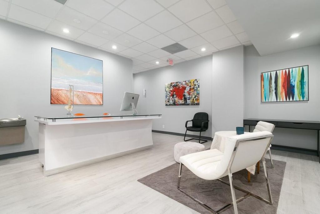 Photo of 3015 N Ocean Boulevard #C109a, Fort Lauderdale, FL 33308 (MLS # B26025000)
