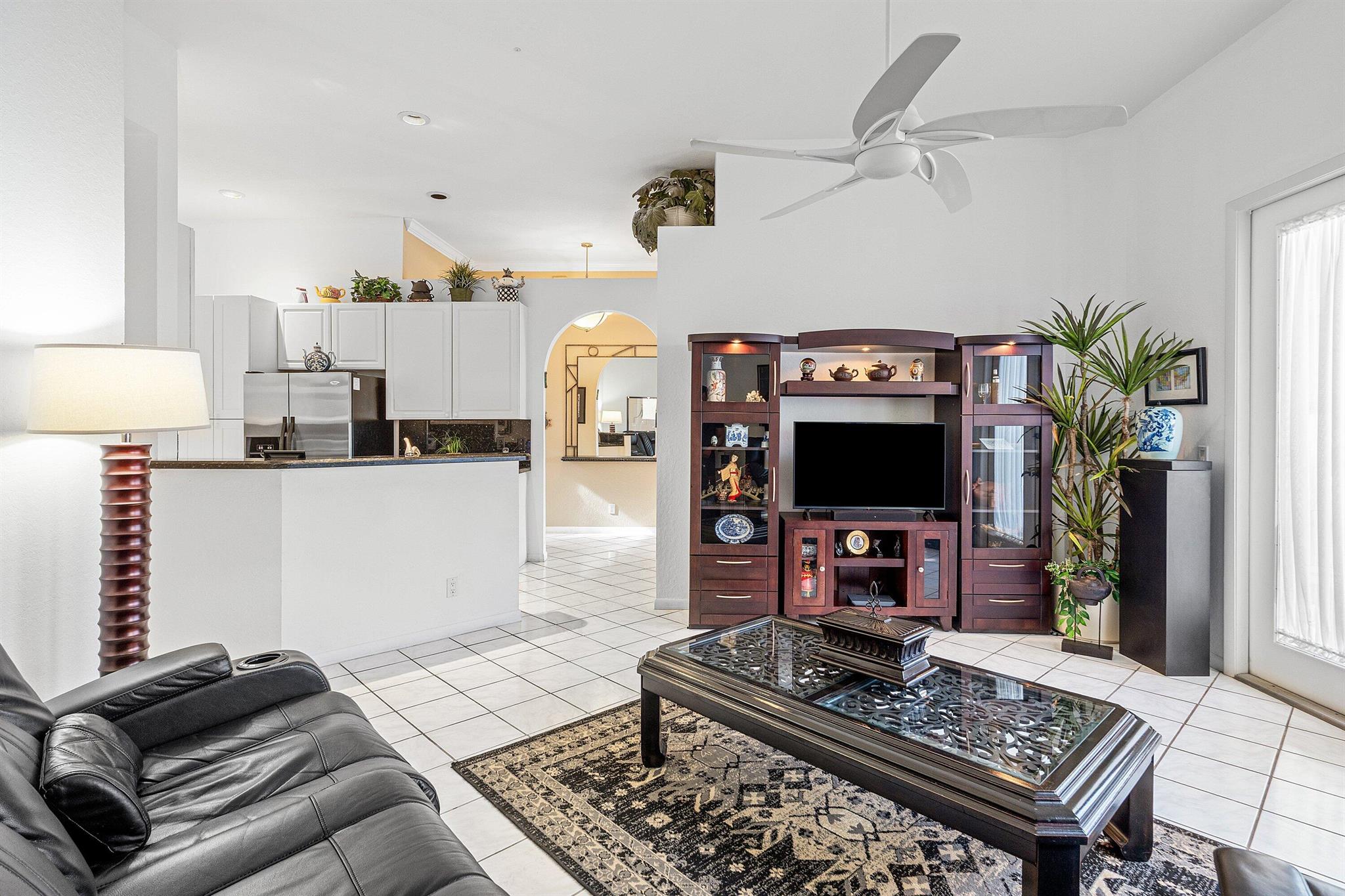 COSTA BRAVA - Residential